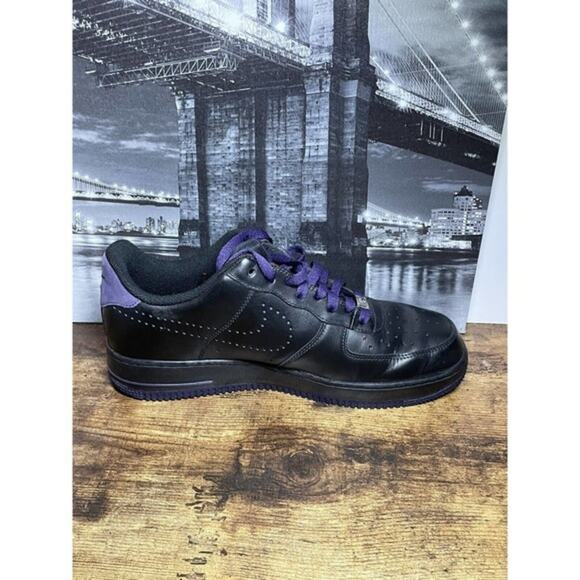 AWESOME Condition!! Nike Air Force‎ 1 Black And Purple Mens Shoe Size 10 main image 2